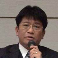 岩元文雄氏